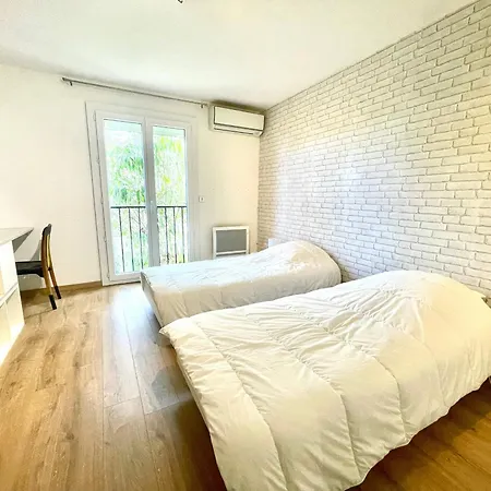 Villa F5 A Avec Jardin, Climatisation Et Parking - Fr-1-309-296 *