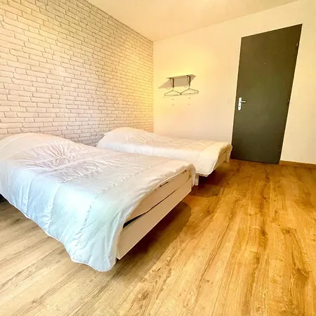 Villa F5 A Avec Jardin Et Parking Privatif Pour 8 Personnes - Fr-1-309-296 *